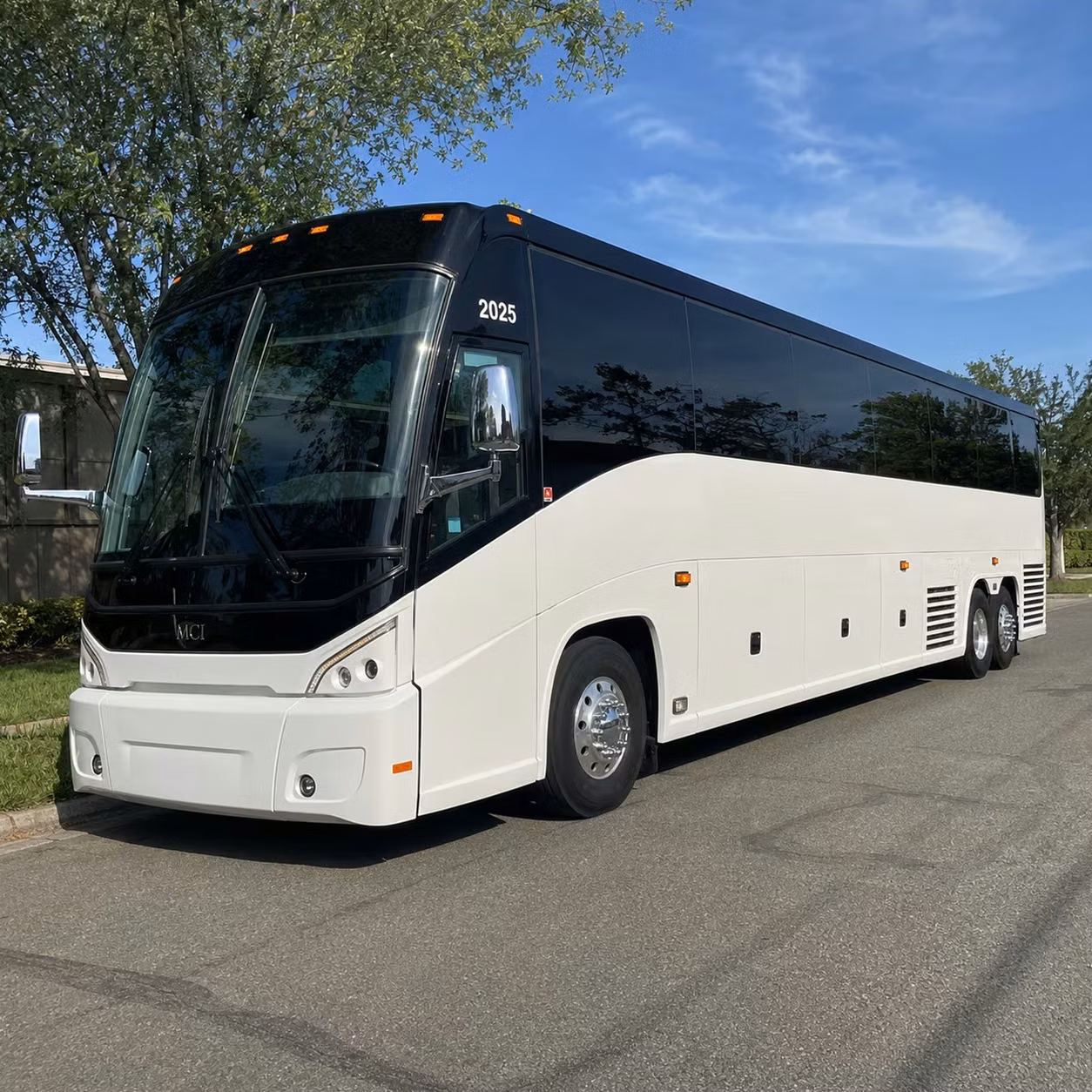 charterbusclovis com is here for clovis sports teams bands and school groups making long trips