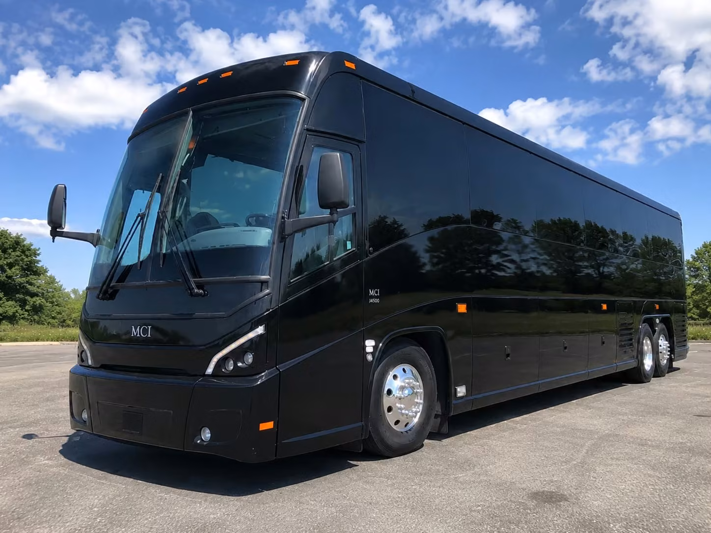 minibus rentals for clovis school groups visiting science and history museums