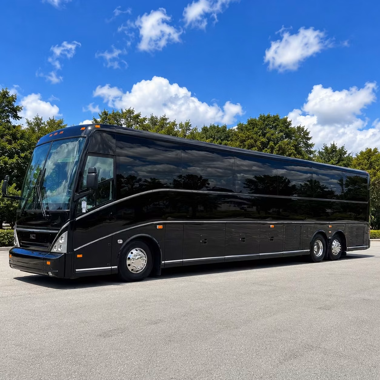 recurring employee shuttle services that keep your clovis workforce moving